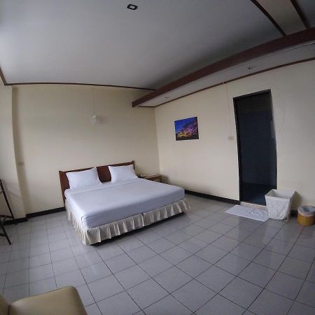 Tapee Hotel Surat Thani Exterior foto