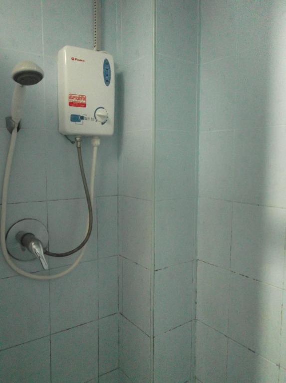 Tapee Hotel Surat Thani Quarto foto