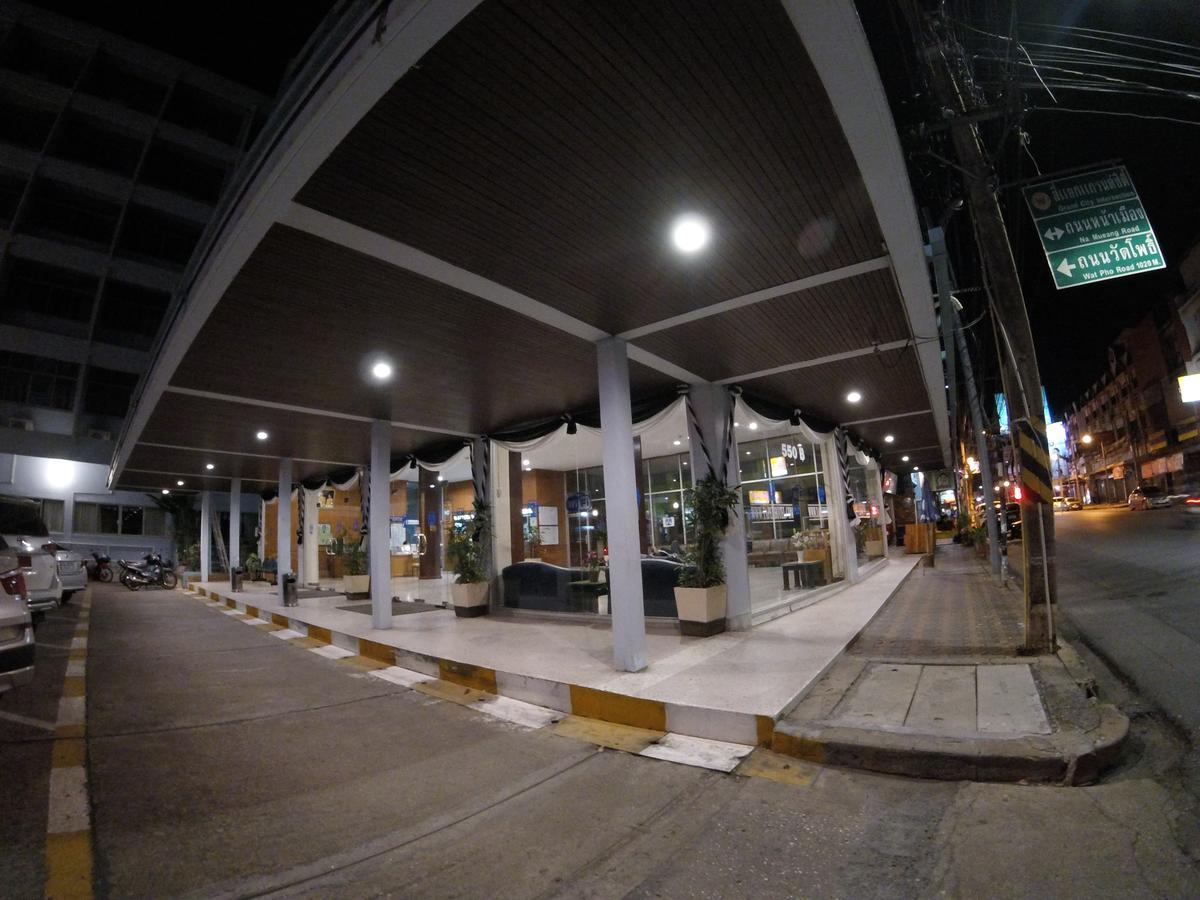 Tapee Hotel Surat Thani Exterior foto