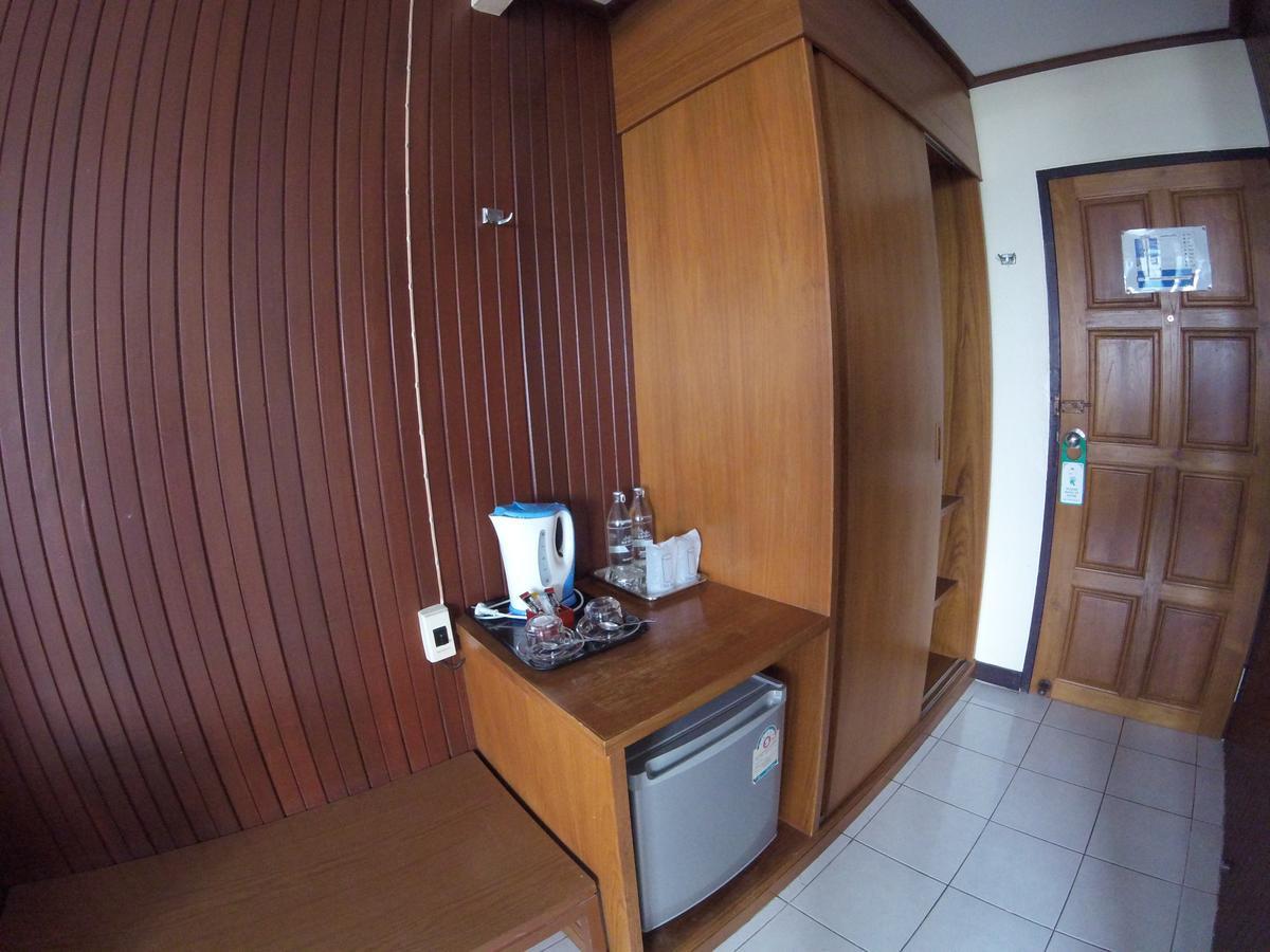 Tapee Hotel Surat Thani Exterior foto