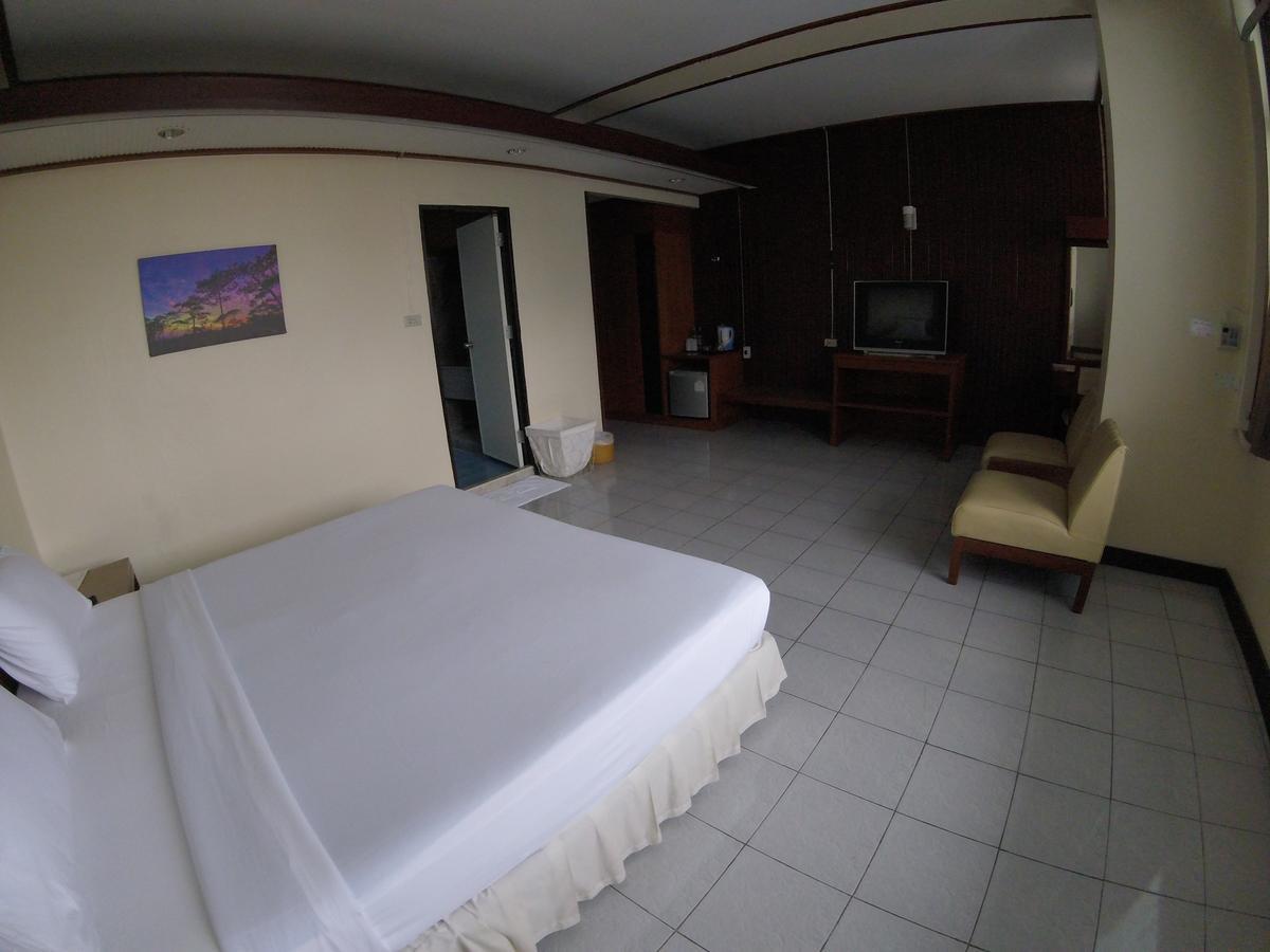 Tapee Hotel Surat Thani Exterior foto