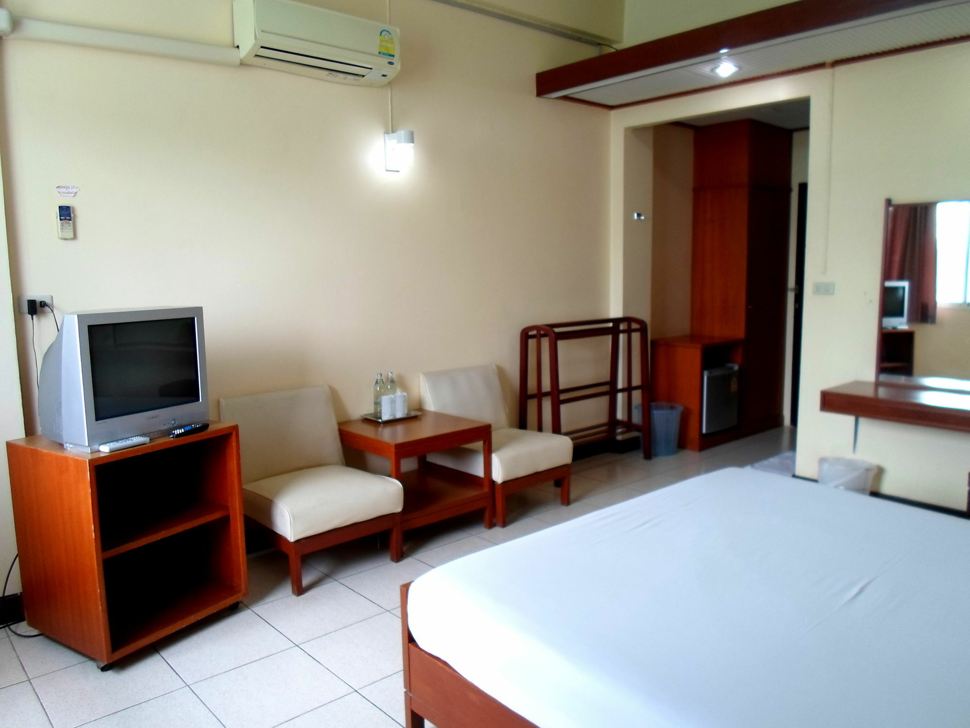 Tapee Hotel Surat Thani Exterior foto