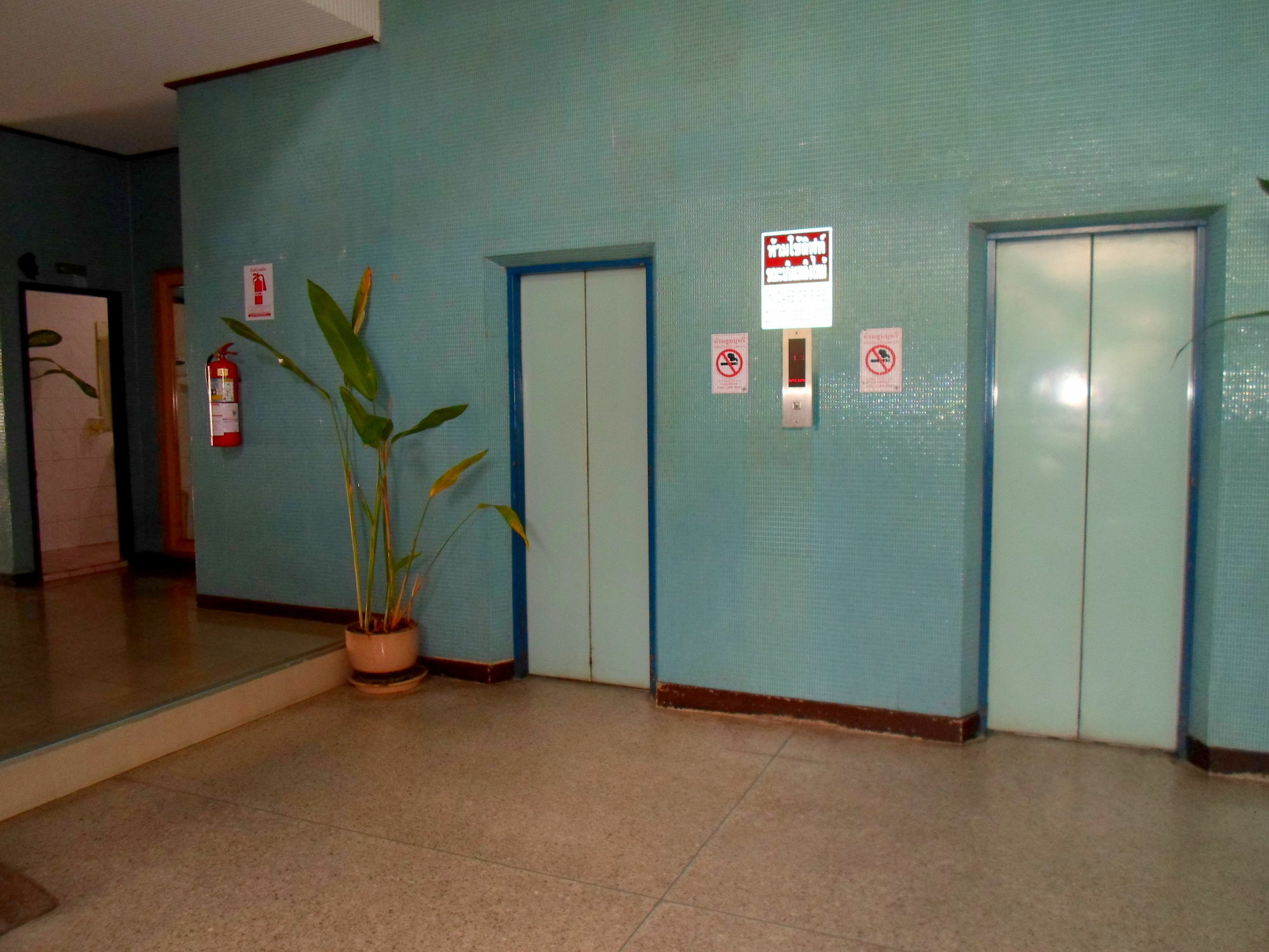 Tapee Hotel Surat Thani Exterior foto